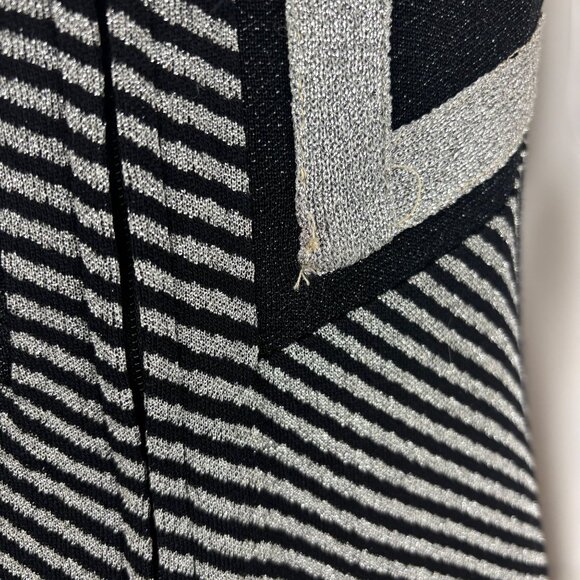 Vintage 70s Silver Mini Dress Womens XS Chevron Lurex Metallic Pointed Collar - Picture 11 of 11